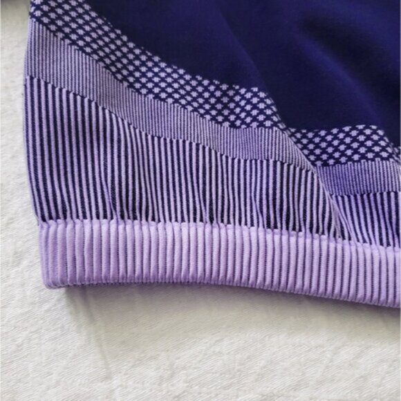 FABLETICS NWT Purple "Jessie" Seamless Crop Top- RARE - Picture 3 of 7
